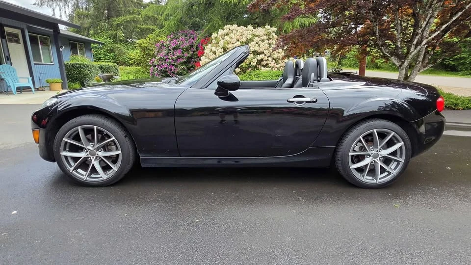 2009 Mazda NC MX-5 Miata - Image 4 of 9