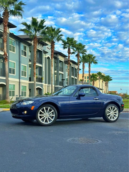 2009 Mazda NC MX-5 Miata - Image 4 of 5