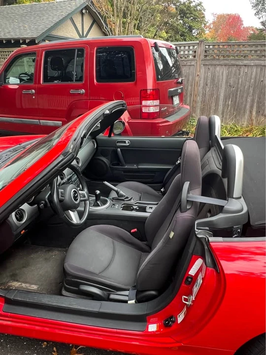 2009 Mazda NC MX-5 Miata - Image 12 of 18