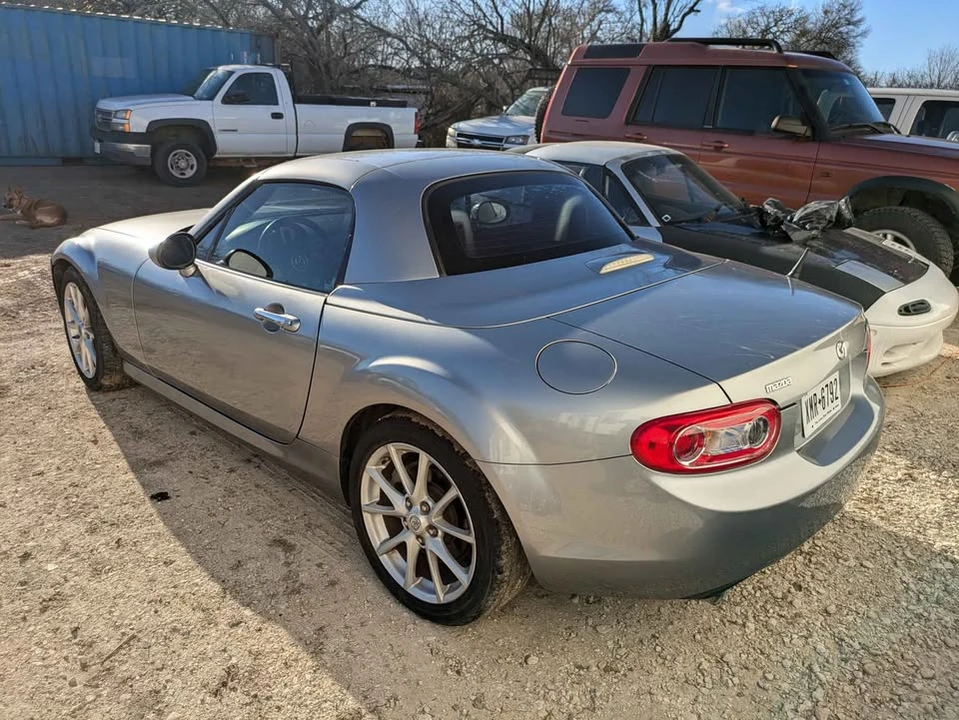 2009 Mazda NC MX-5 Miata - Image 5 of 15