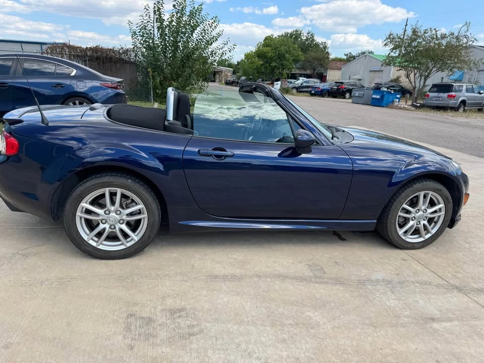 2009 Mazda NC MX-5 Miata - Image 12 of 17