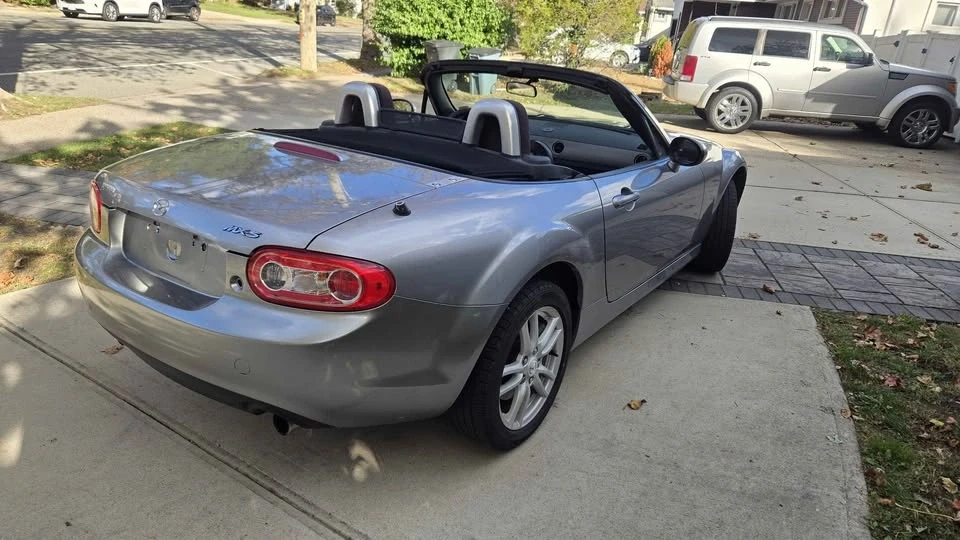 2009 Mazda NC MX-5 Miata - Image 7 of 17