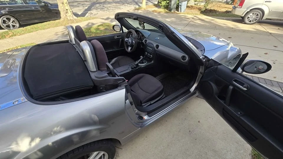 2009 Mazda NC MX-5 Miata - Image 13 of 17