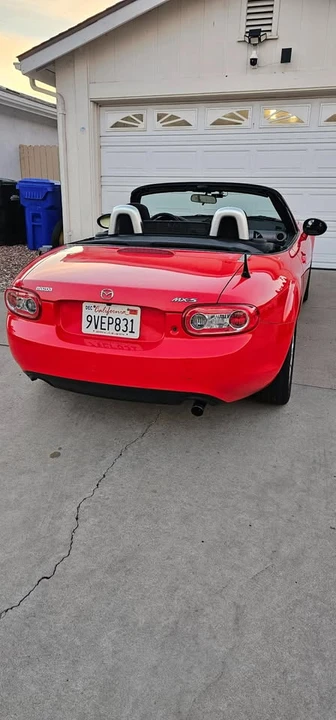2009 Mazda NC MX-5 Miata - Image 2 of 20
