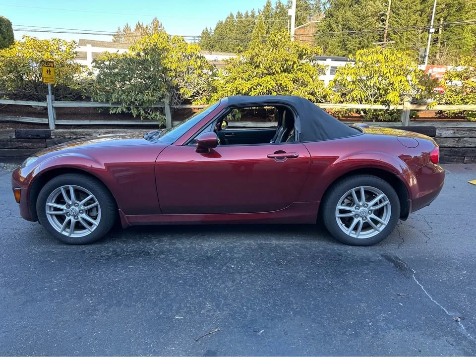 2009 Mazda NC MX-5 Miata - Image 11 of 17