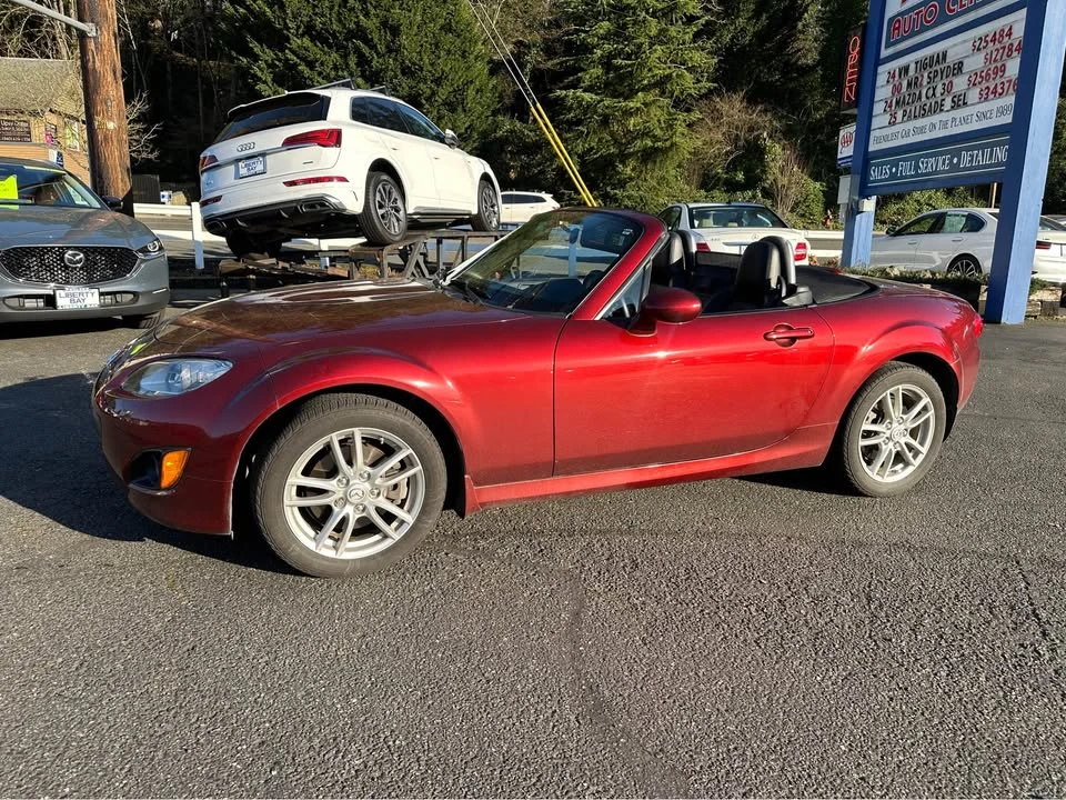 2009 Mazda NC MX-5 Miata - Image 3 of 17