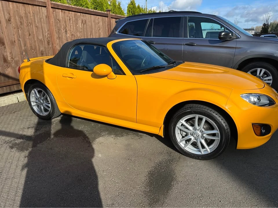 2009 Mazda NC MX-5 Miata - Image 2 of 10