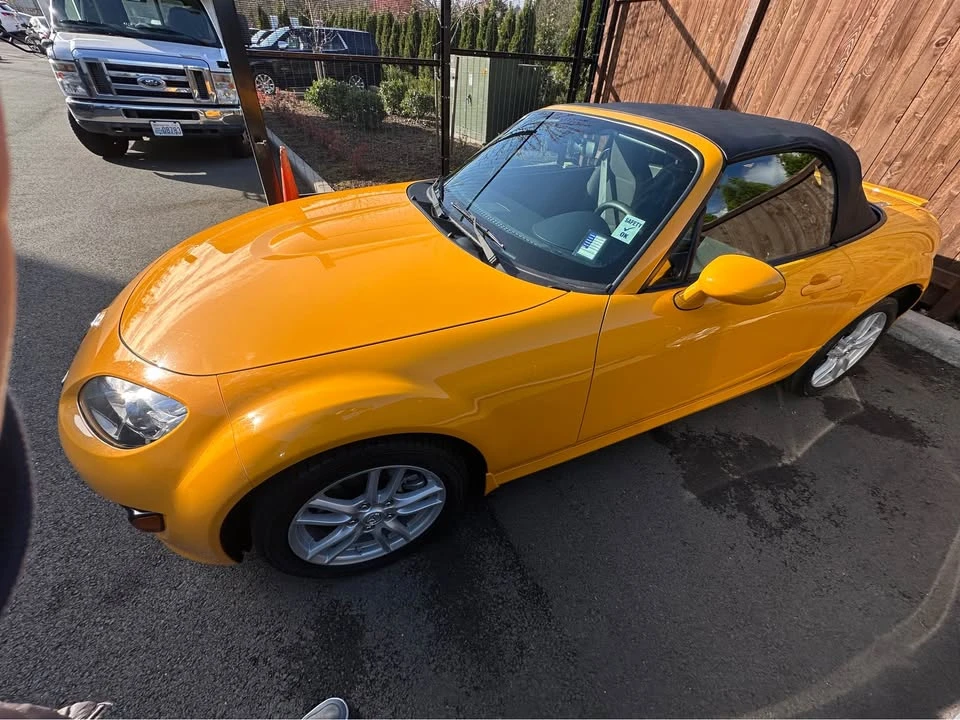 2009 Mazda NC MX-5 Miata - Image 8 of 10