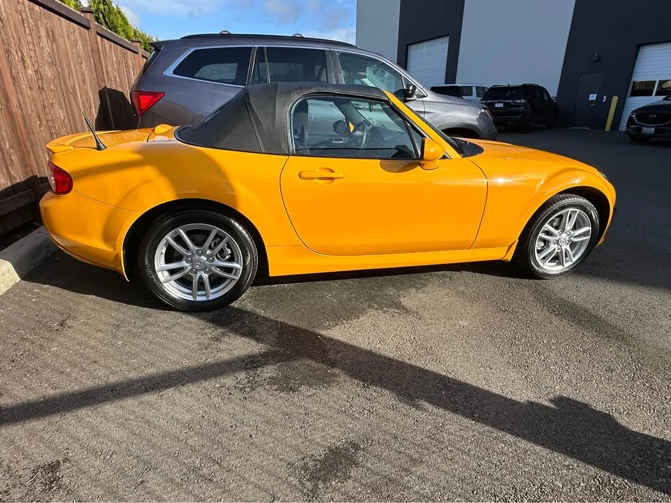 2009 Mazda NC MX-5 Miata - Image 3 of 10
