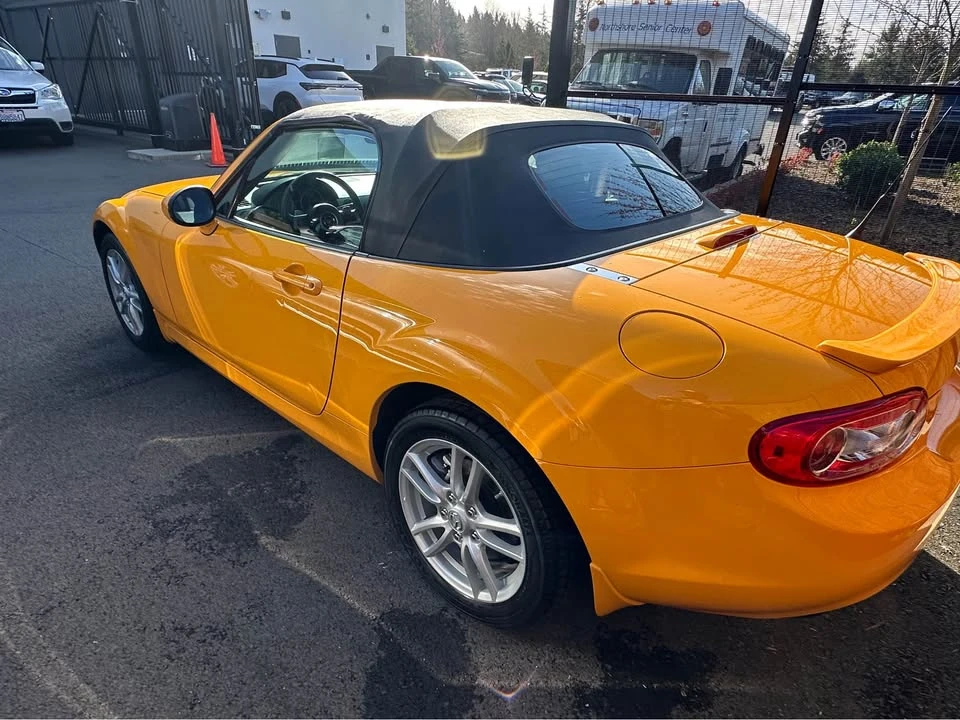 2009 Mazda NC MX-5 Miata - Image 6 of 10