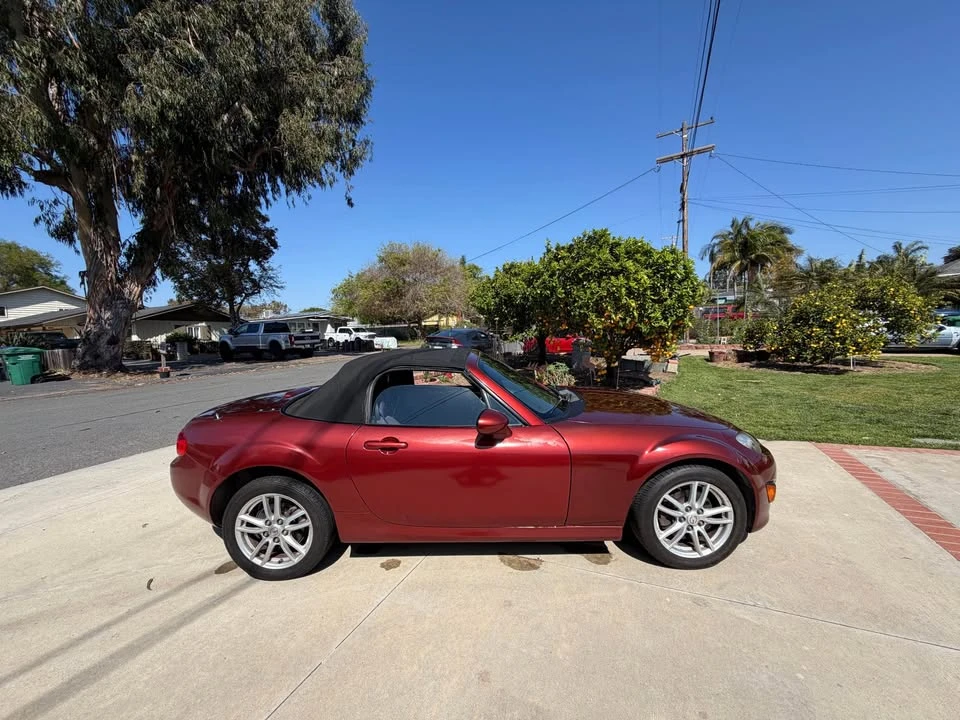 2009 Mazda NC MX-5 Miata - Image 8 of 15