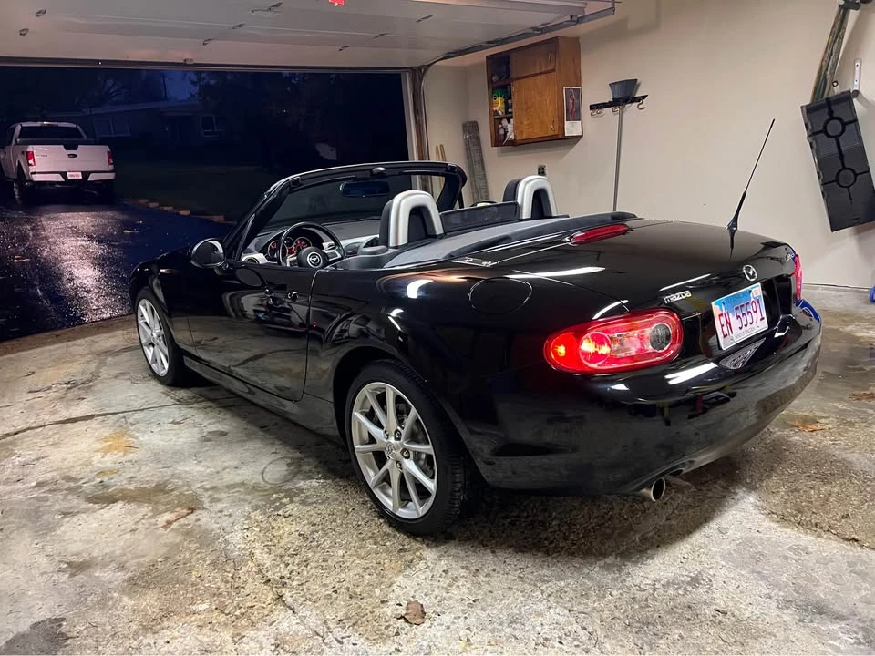 2009 Mazda NC MX-5 Miata - Image 4 of 20