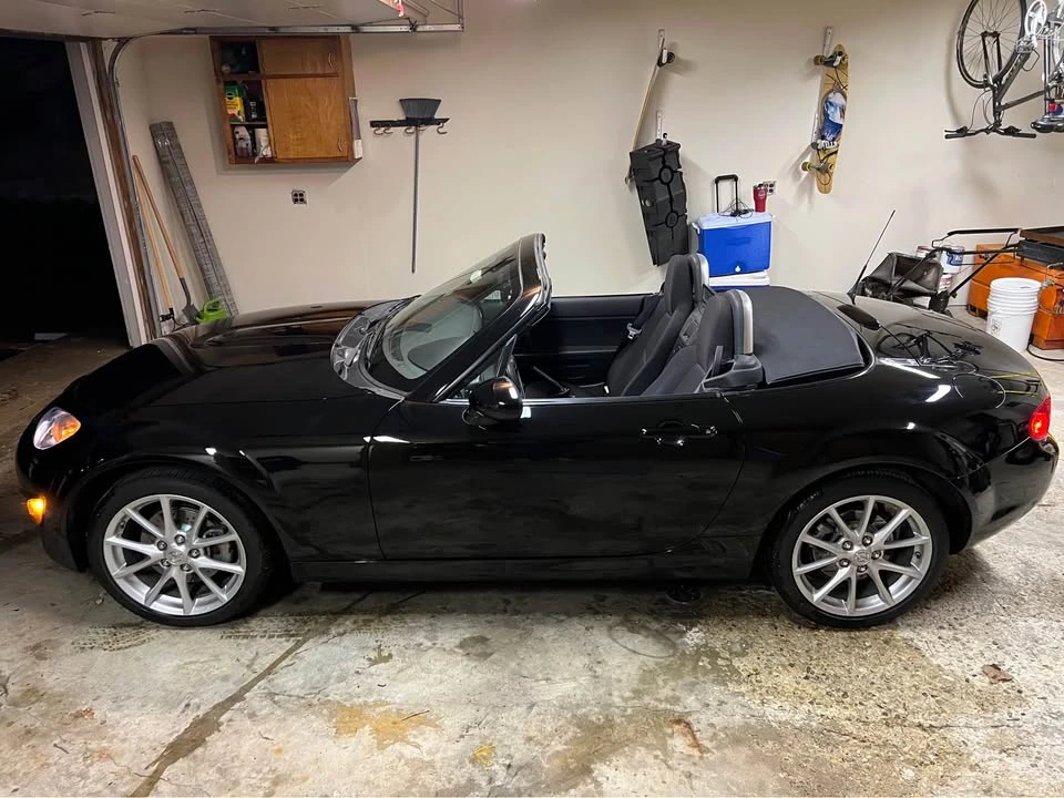2009 Mazda NC MX-5 Miata - Image 3 of 20