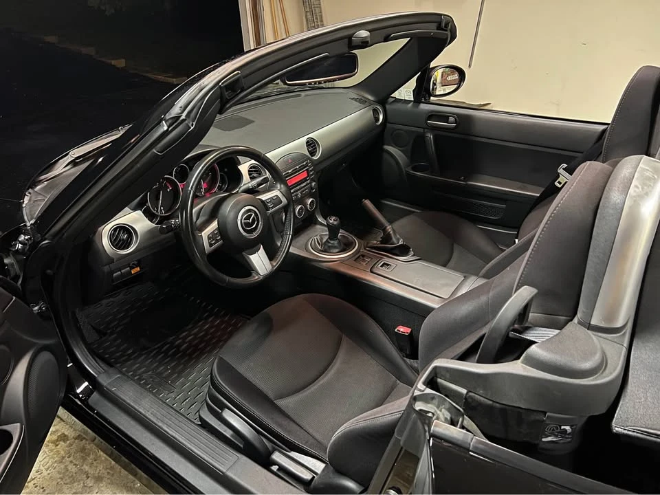 2009 Mazda NC MX-5 Miata - Image 11 of 20