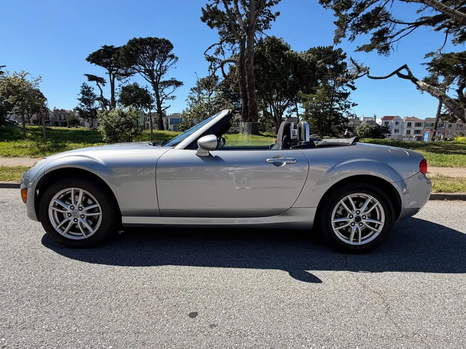 2009 Mazda NC MX-5 Miata - Image 4 of 9