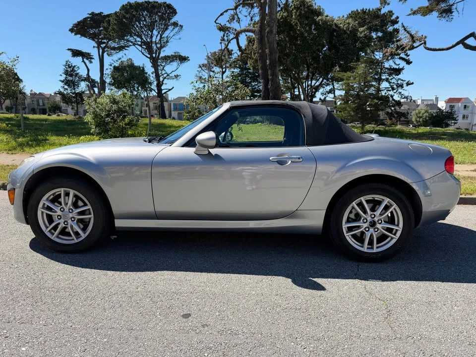 2009 Mazda NC MX-5 Miata - Image 6 of 9