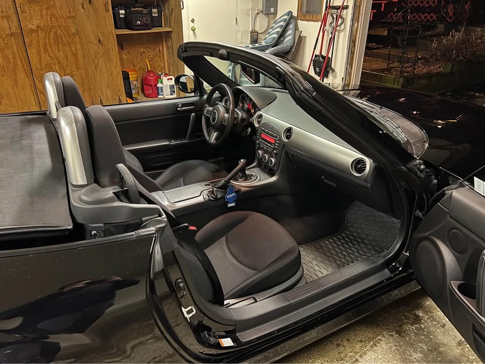 2009 Mazda NC MX-5 Miata - Image 12 of 20