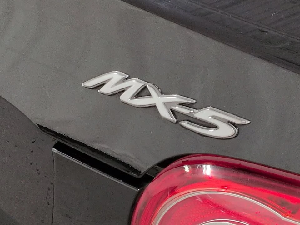 2009 Mazda NC MX-5 Miata - Image 14 of 19