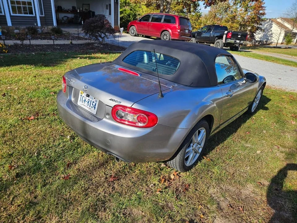 2009 Mazda NC MX-5 Miata - Image 2 of 4
