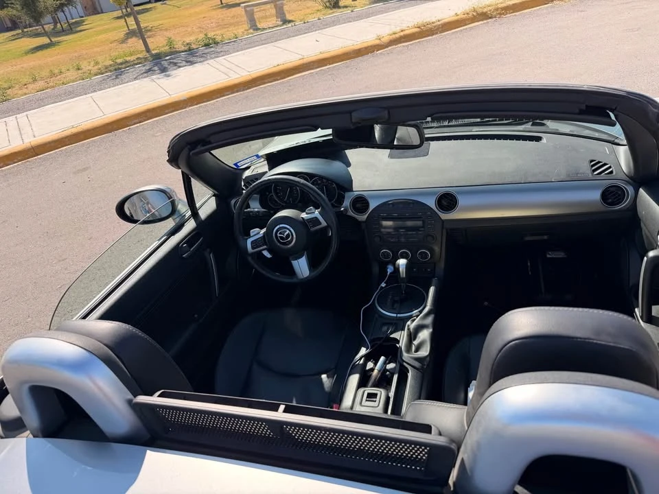 2009 Mazda NC MX-5 Miata - Image 4 of 4