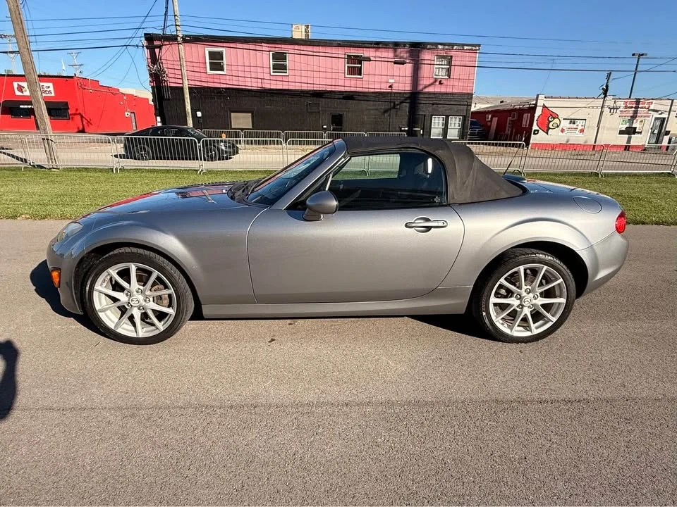 2009 Mazda NC MX-5 Miata - Image 4 of 16