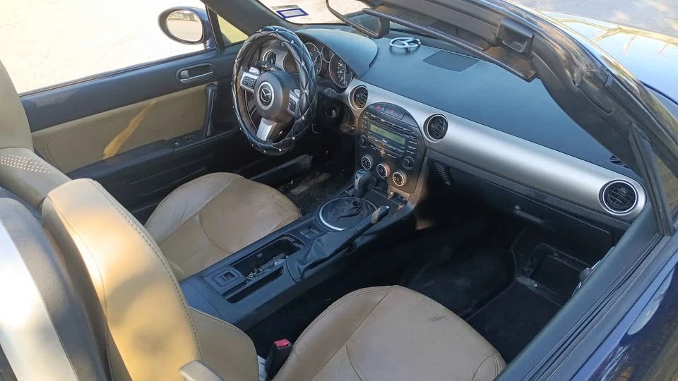 2009 Mazda NC MX-5 Miata - Image 8 of 9