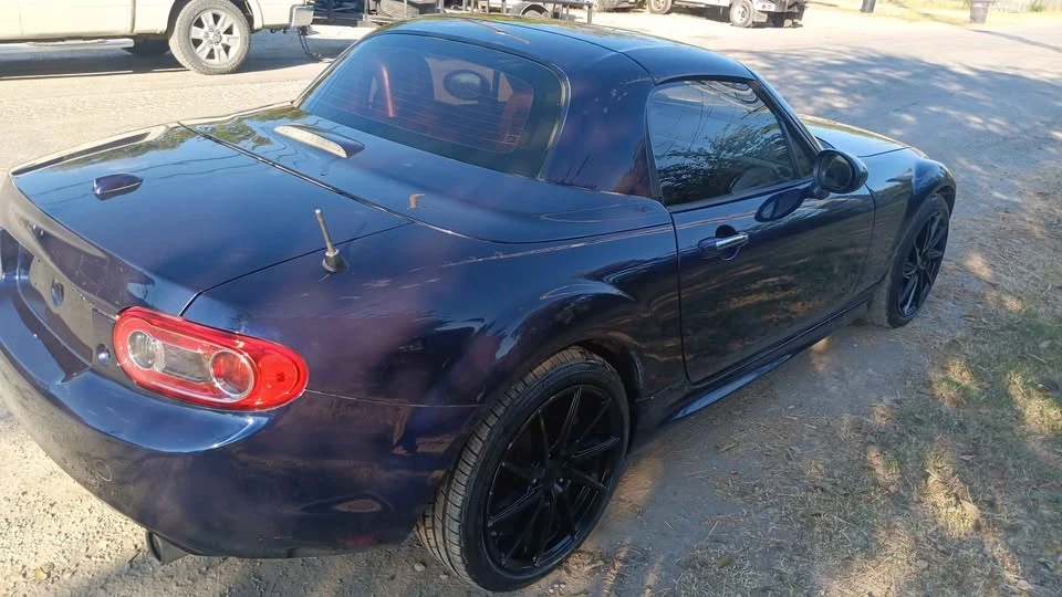 2009 Mazda NC MX-5 Miata - Image 5 of 9