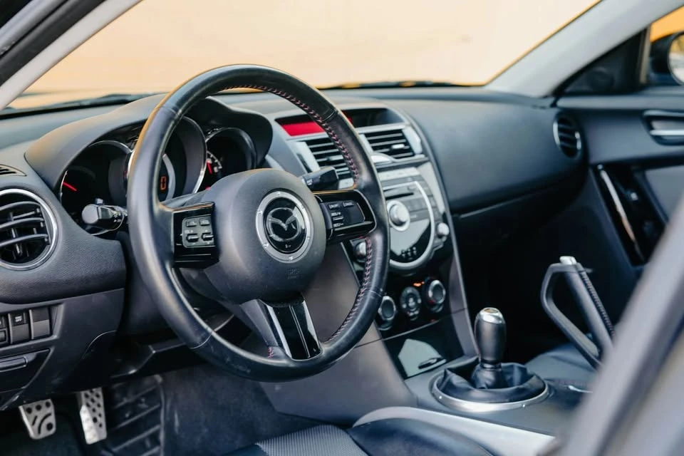 2009 Mazda RX-8 2nd Gen - Image 9 of 17