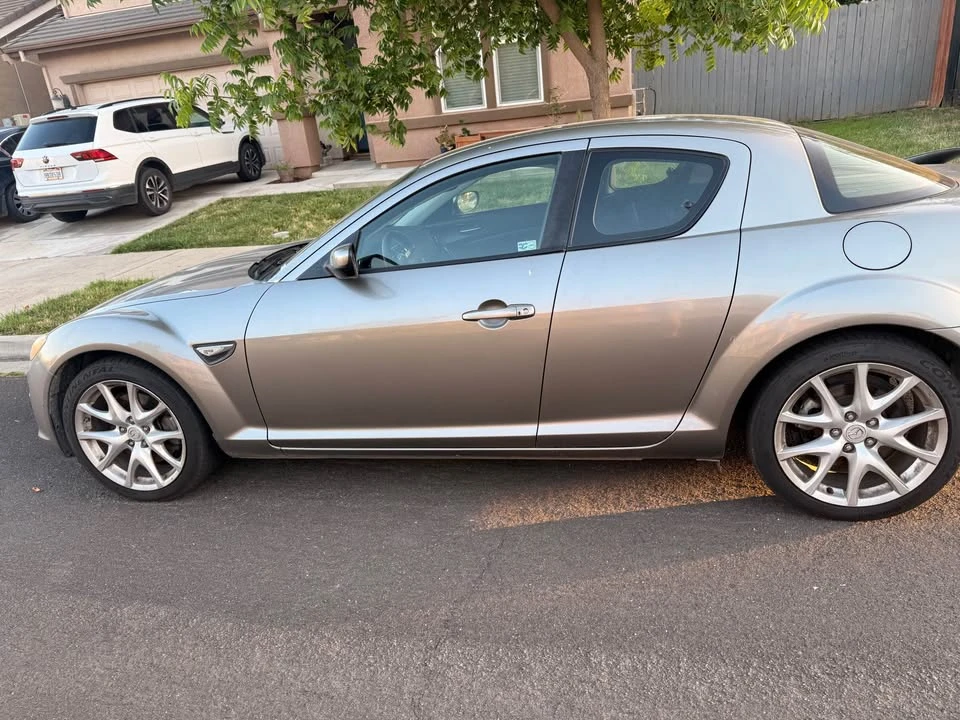 2009 Mazda RX-8 2nd Gen - Image 2 of 4