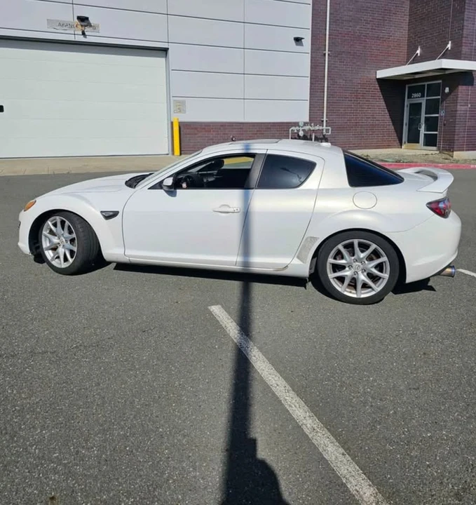 2009 Mazda RX-8 2nd Gen - Image 3 of 3