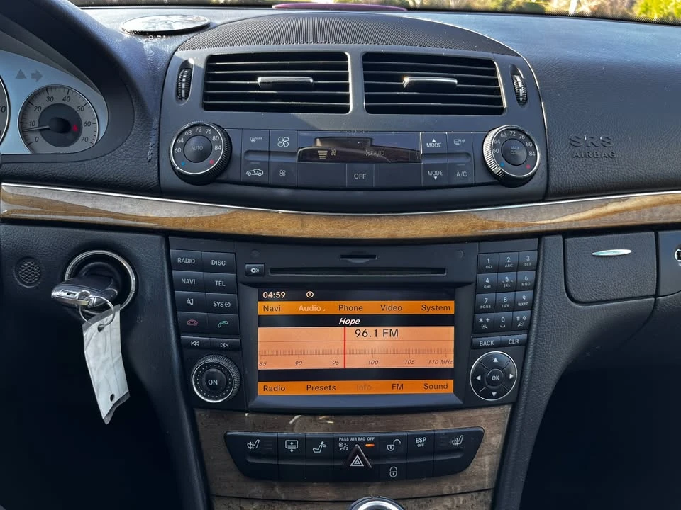 2009 Mercedes-Benz W211 E-Class - Image 15 of 18
