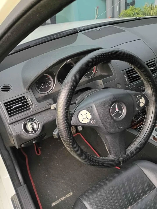 2009 Mercedes-Benz E-Class - Image 7 of 10