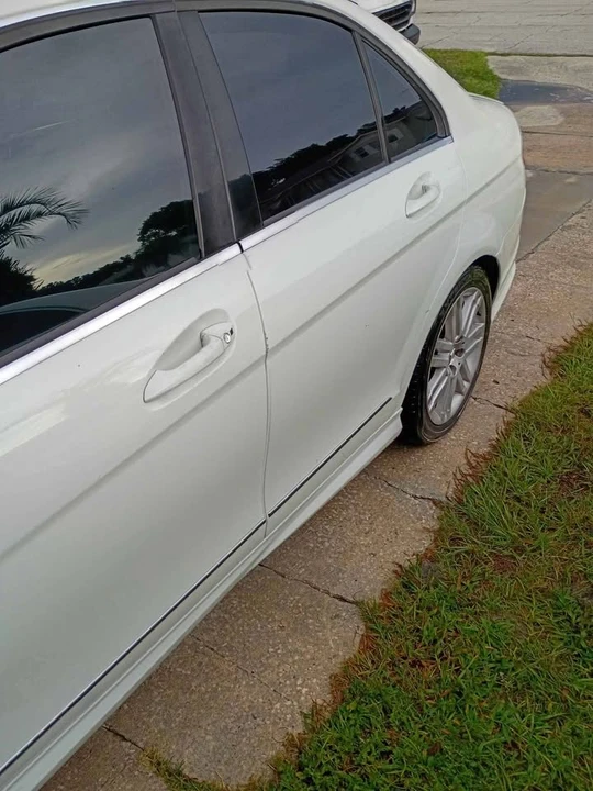 2009 Mercedes-Benz E-Class - Image 4 of 10