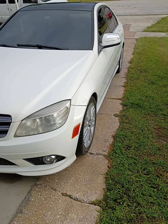 2009 Mercedes-Benz E-Class - Image 3 of 10
