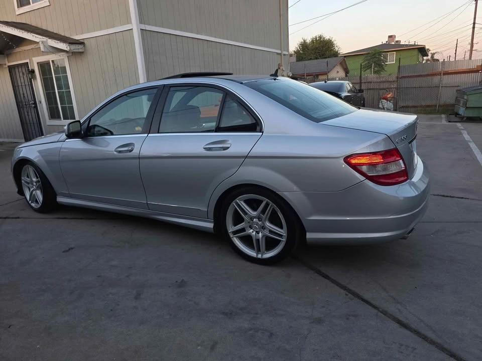 2009 Mercedes-Benz E-Class - Image 4 of 5