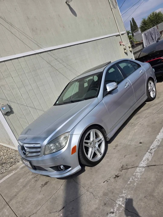 2009 Mercedes-Benz W212 E-Class - Image 2 of 6