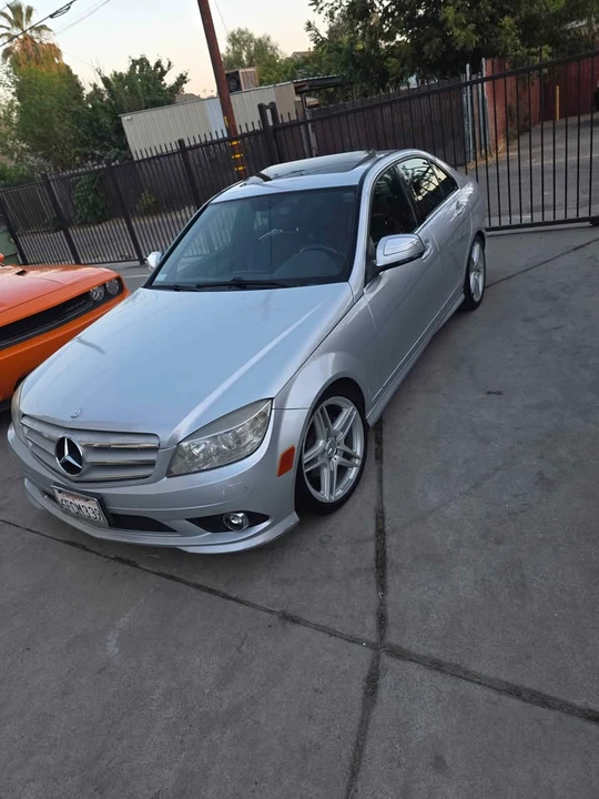 2009 Mercedes-Benz E-Class - Image 3 of 5