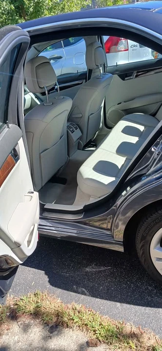 2009 Mercedes-Benz W212 E-Class - Image 11 of 12