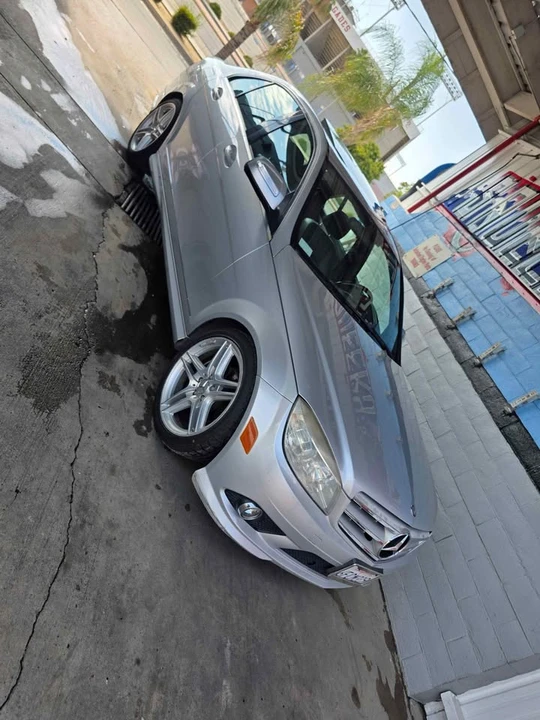 2009 Mercedes-Benz W212 E-Class - Image 6 of 7
