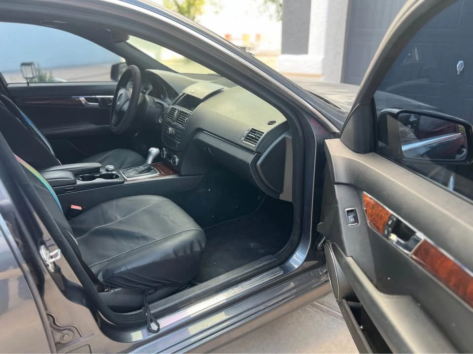 2009 Mercedes-Benz W212 E-Class - Image 9 of 13