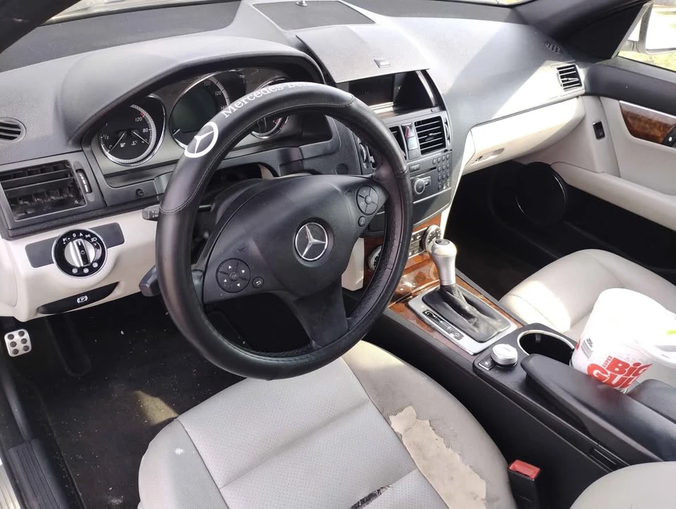 2009 Mercedes-Benz W212 E-Class - Image 8 of 9