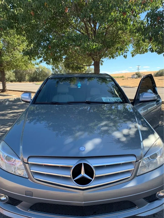 2009 Mercedes-Benz W204 C-Class - Image 2 of 4