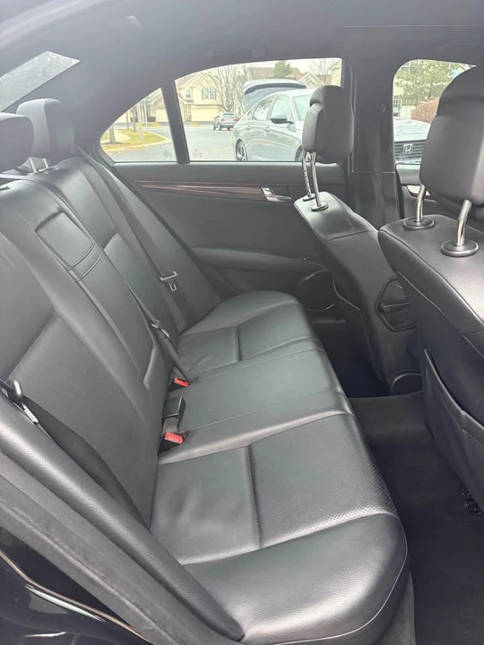 2009 Mercedes-Benz W204 C-Class - Image 13 of 19