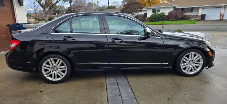 2009 Mercedes-Benz W204 C-Class - Image 7 of 20