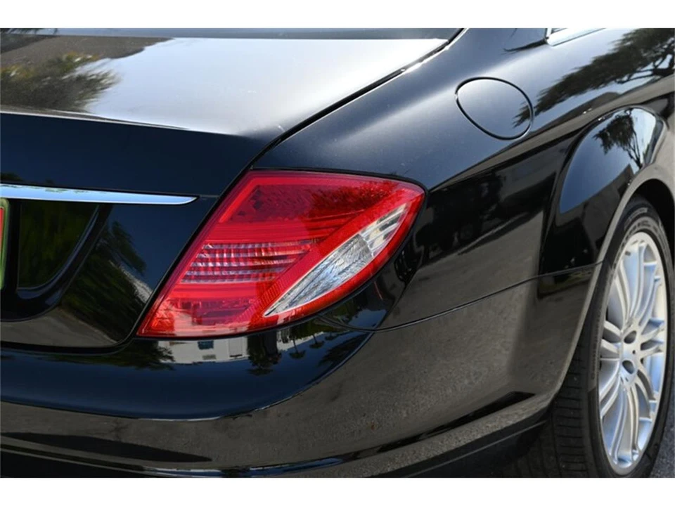 2009 Mercedes-Benz 600 - Image 11 of 31