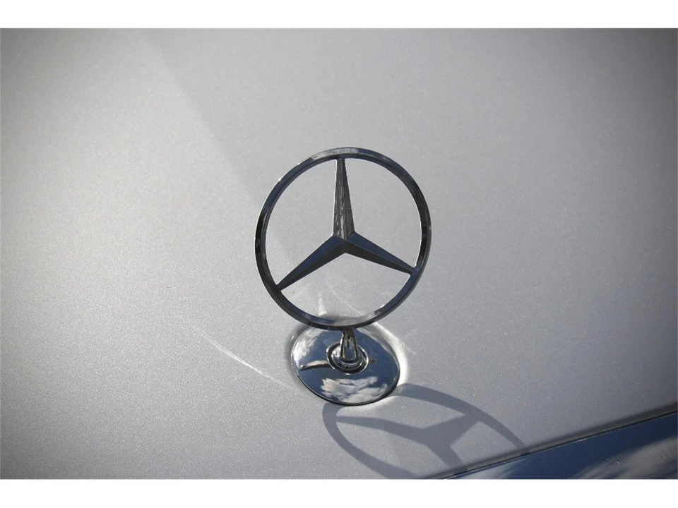 2009 Mercedes-Benz - Image 18 of 31