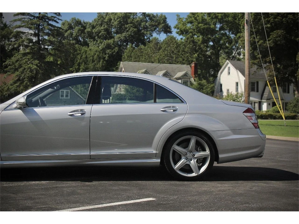 2009 Mercedes-Benz - Image 8 of 31