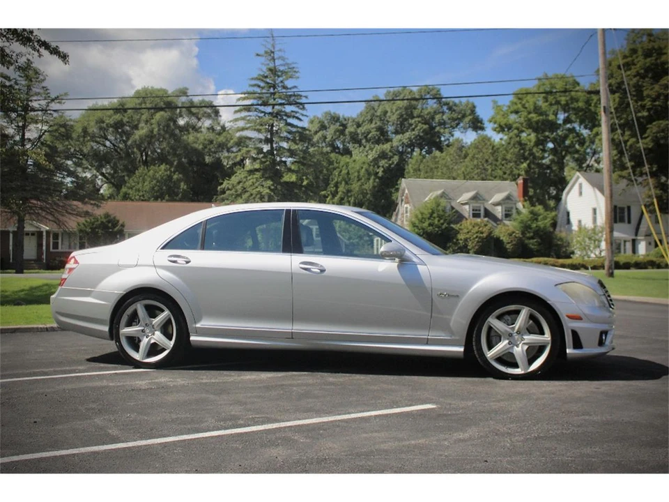 2009 Mercedes-Benz - Image 10 of 31