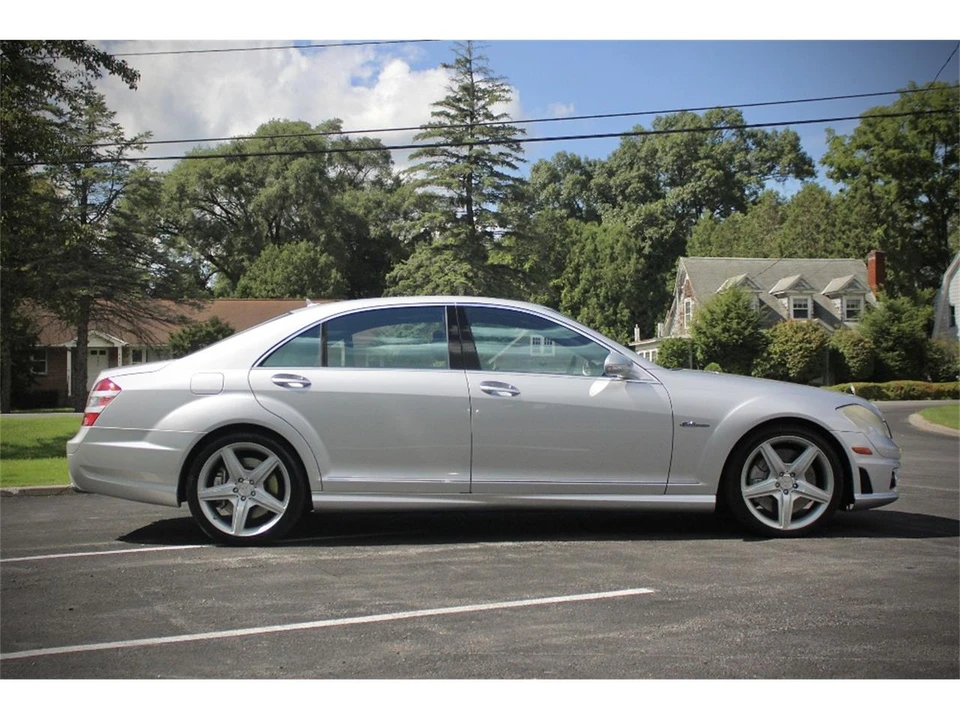 2009 Mercedes-Benz - Image 4 of 31