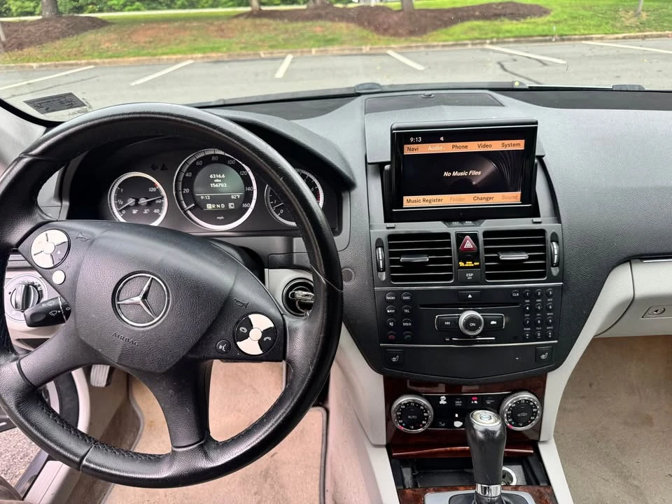 2009 Mercedes-Benz W204 C-Class - Image 18 of 20